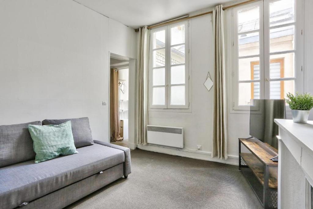 Appartement Quartier Dans Le Marais Hotel De Ville Париж Екстериор снимка